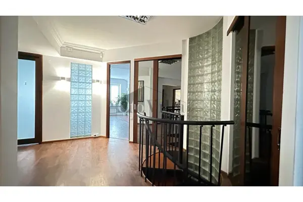 mazowieckie, Warszawa, Śródmieście, Wiejska, Dwupoziomowy lokal 130 m2 w kamienicy ul. Wiejska